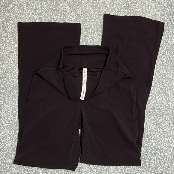 lululemon athletica Pants - Lululemon Groove Nulu Super High Rise Flared Pant